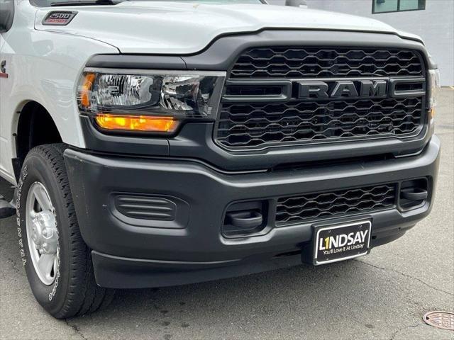 2024 RAM 2500 Tradesman Crew Cab 4x4 64 Box 2024 RAM 2500 Tradesman Crew Cab 4x4 64 Box