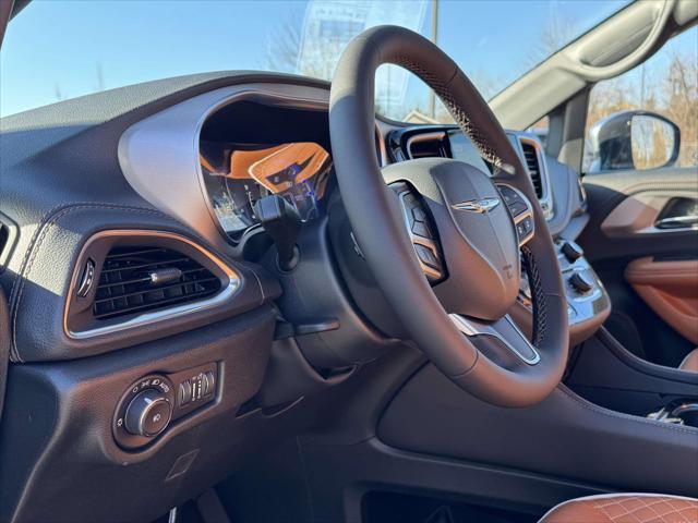 2026 Chrysler Pacifica Pinnacle AWD