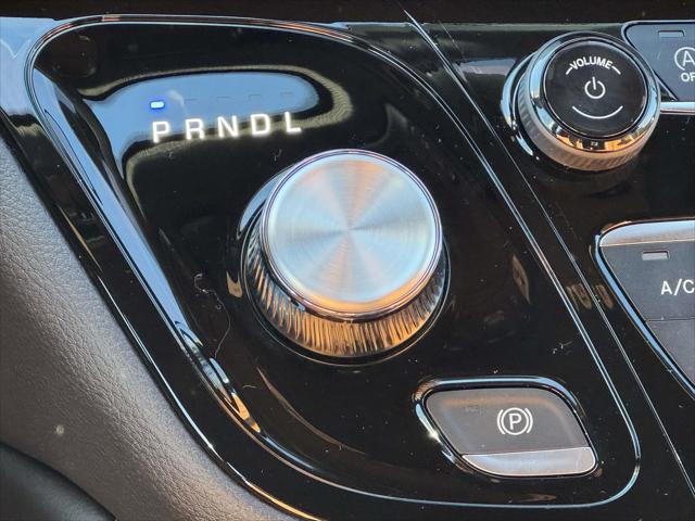 2026 Chrysler Pacifica Pinnacle AWD