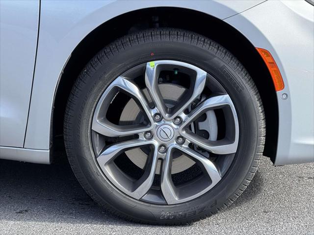 2026 Chrysler Pacifica Pinnacle AWD