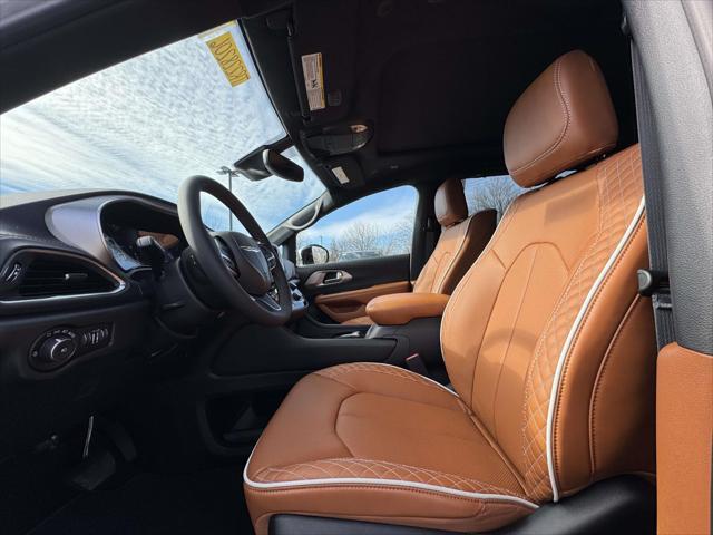 2026 Chrysler Pacifica Pinnacle AWD