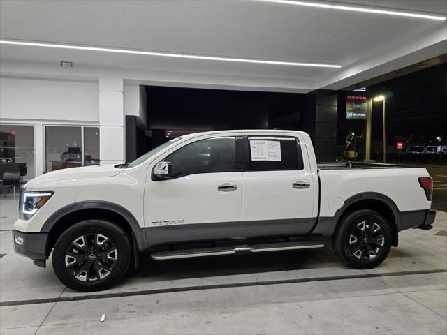 2024 Nissan TITAN Crew Cab Platinum Reserve 4x4