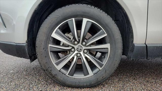 2024 Toyota Venza LE