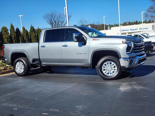 2025 Chevrolet Silverado 2500HD 4WD Crew Cab Standard Bed LTZ