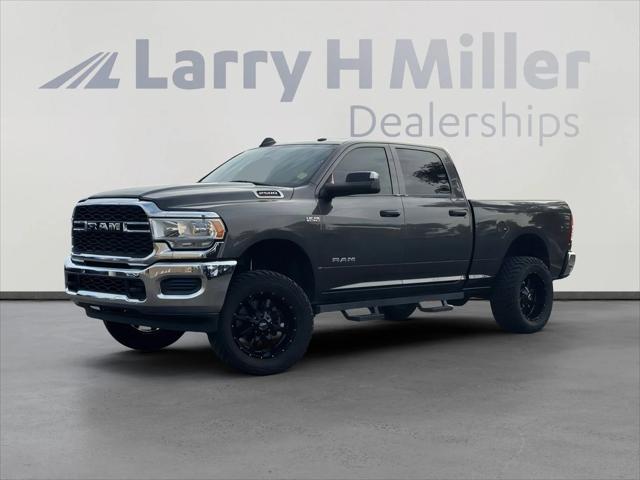 2022 RAM 2500 Tradesman Crew Cab 4x4 64 Box