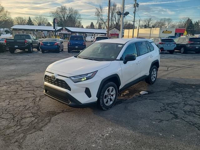 2023 Toyota RAV4 LE 2023 Toyota RAV4 LE