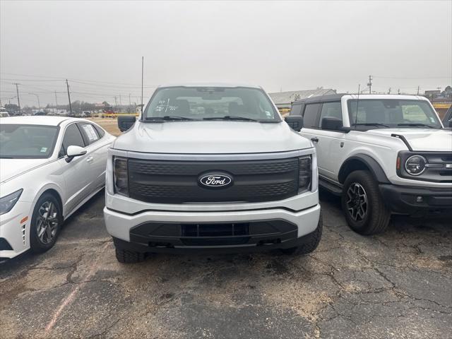 2025 Ford F-150 Lightning XLT