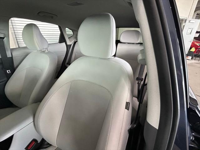 2024 Hyundai Kona SE