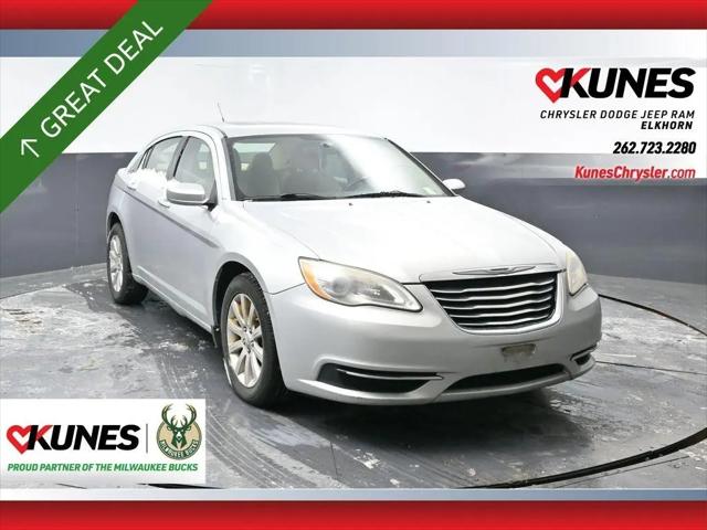 2011 Chrysler 200 Touring for sale in Elkhorn, WI