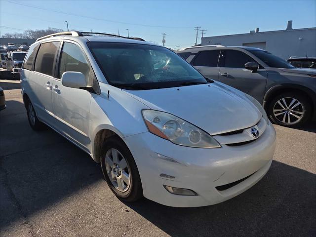 2010 Toyota Sienna XLE for sale in Knoxville, TN