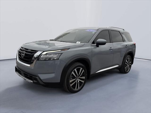 2025 Nissan Pathfinder Platinum 4WD