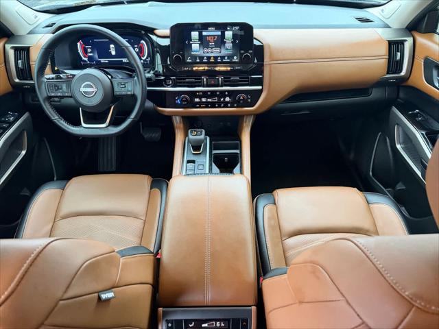 2025 Nissan Pathfinder Platinum 4WD