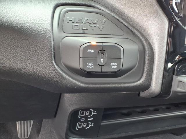 2026 Ram 2500 Black Express Crew Cab 4x4 6'4" Box