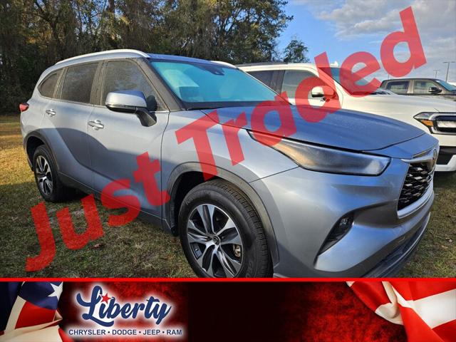 2022 Toyota Highlander XLE 2022 Toyota Highlander XLE