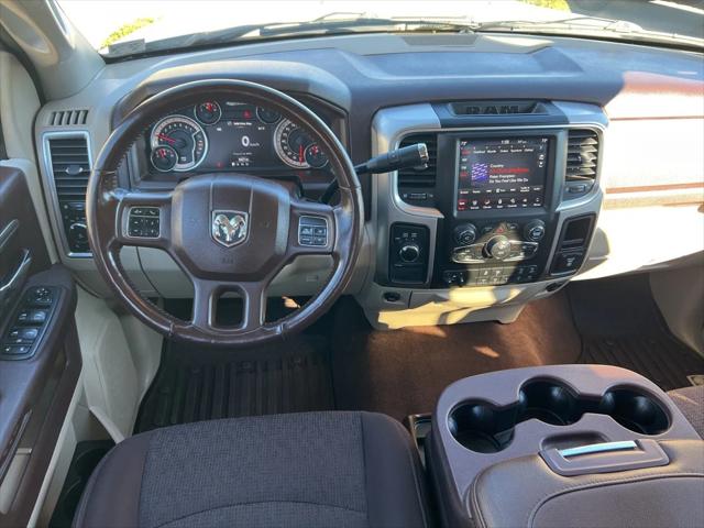 2018 RAM 2500 Big Horn Crew Cab 4x4 64 Box 2018 RAM 2500 Big Horn Crew Cab 4x4 64 Box