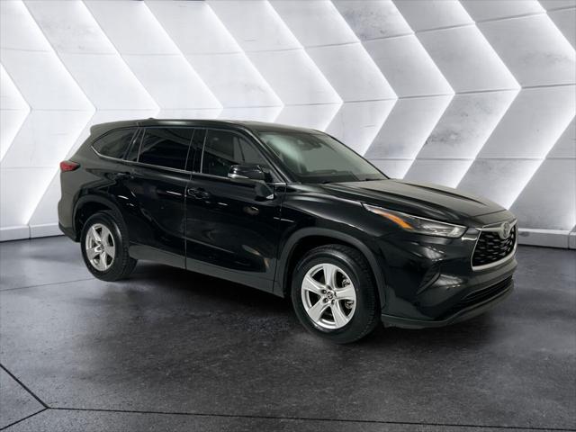 2022 Toyota Highlander L