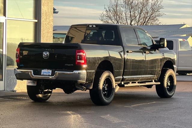 2024 RAM 2500 Tradesman Crew Cab 4x4 64 Box