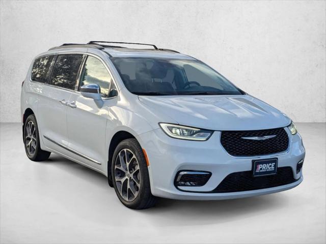 2022 Chrysler Pacifica Limited AWD