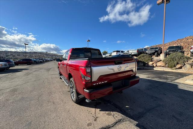 2022 Nissan TITAN Crew Cab Platinum Reserve 4x4