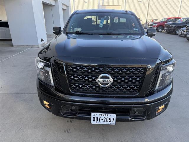2019 Nissan TITAN SV