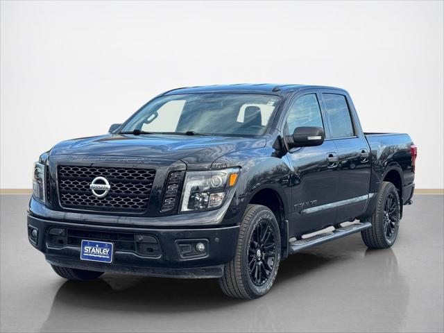 2019 Nissan TITAN SV