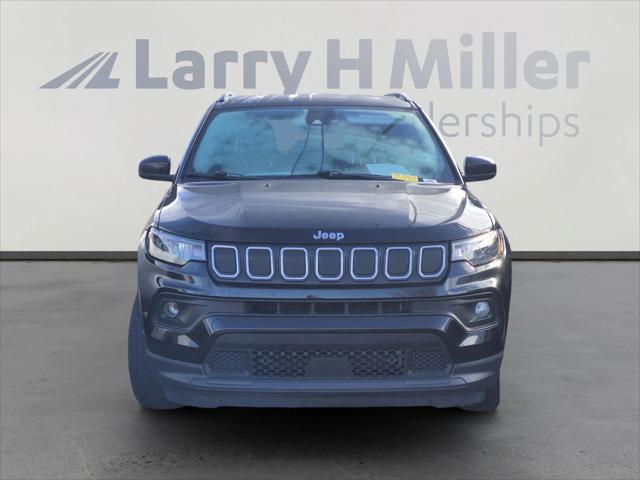 2022 Jeep Compass Latitude FWD