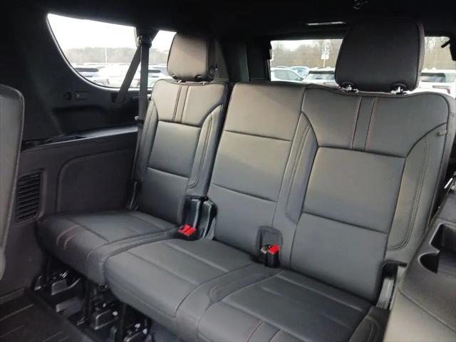 2026 Chevrolet Suburban RST, 4WD