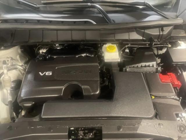 2023 Nissan Pathfinder SL 4WD
