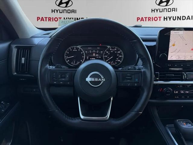2023 Nissan Pathfinder SL 4WD