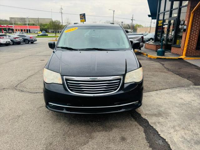 2016 Chrysler Town & Country Touring