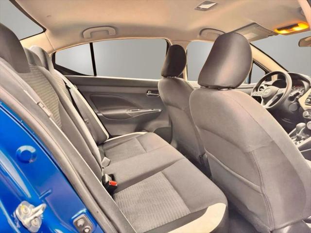 2021 Nissan Versa SV Xtronic CVT