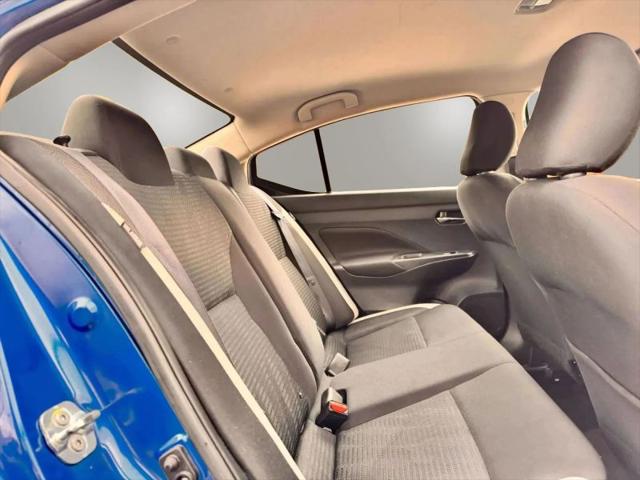 2021 Nissan Versa SV Xtronic CVT