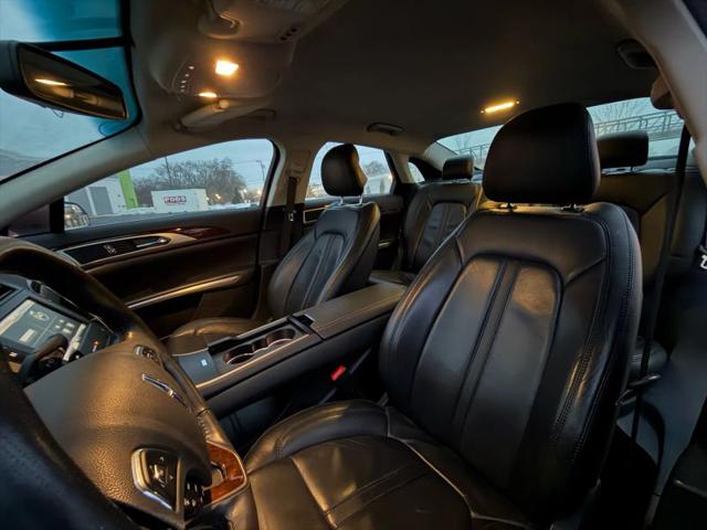 2014 Lincoln MKZ Base