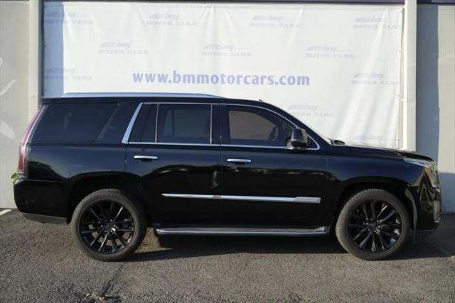 2020 Cadillac Escalade 4WD Luxury