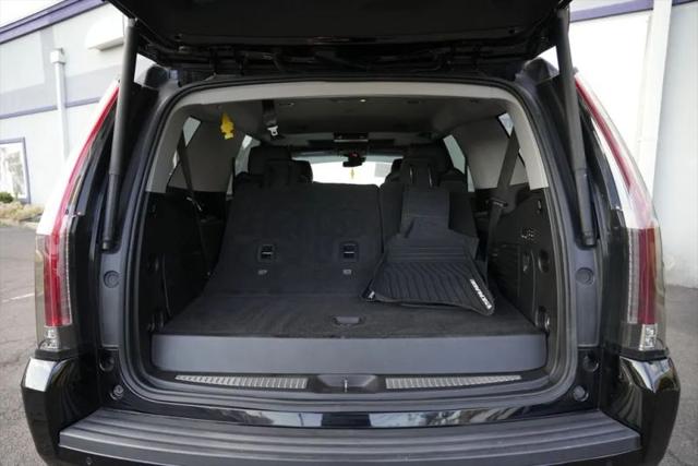 2020 Cadillac Escalade 4WD Luxury