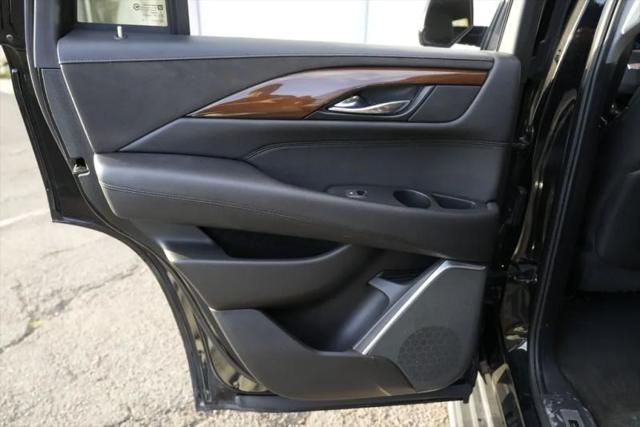 2020 Cadillac Escalade 4WD Luxury