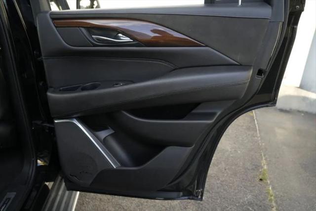 2020 Cadillac Escalade 4WD Luxury