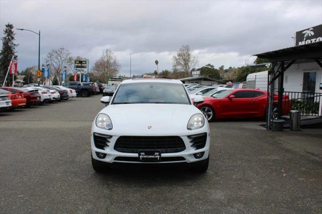 2015 Porsche Macan S