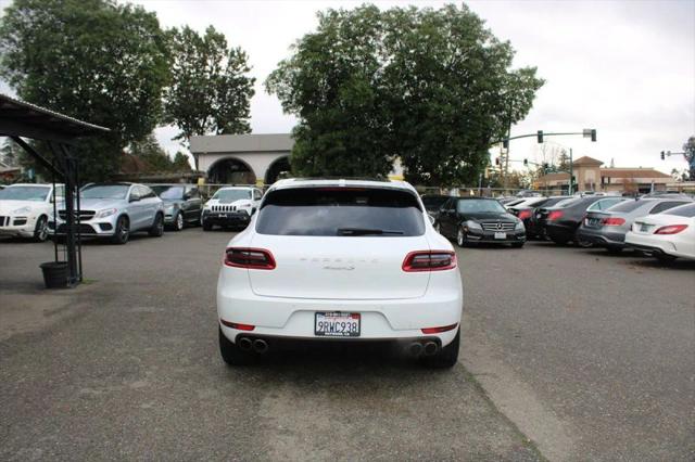 2015 Porsche Macan S