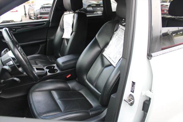 2015 Porsche Macan S