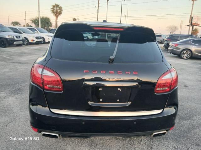 2011 Porsche Cayenne Base
