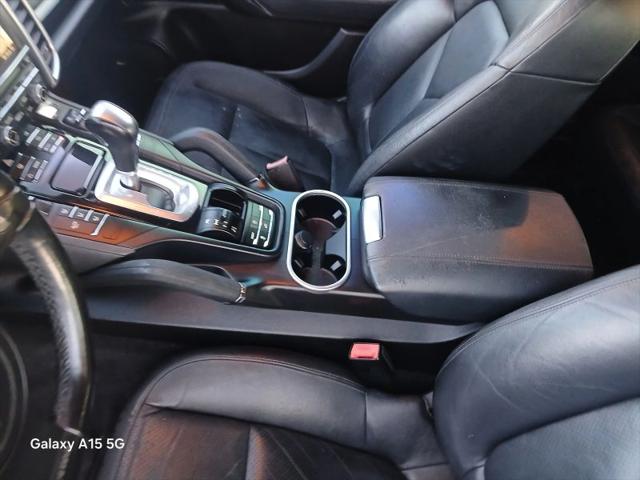 2011 Porsche Cayenne Base