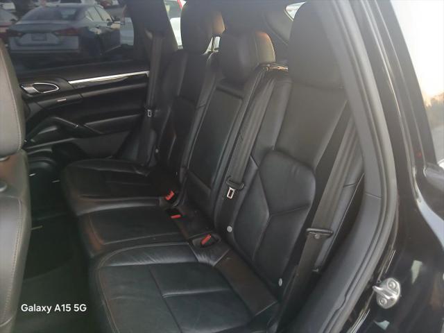 2011 Porsche Cayenne Base