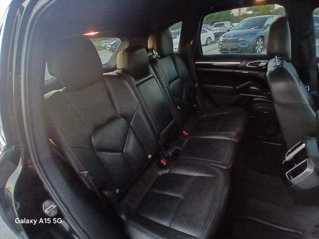 2011 Porsche Cayenne Base