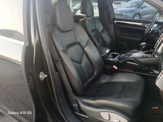 2011 Porsche Cayenne Base