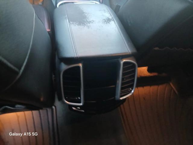 2011 Porsche Cayenne Base