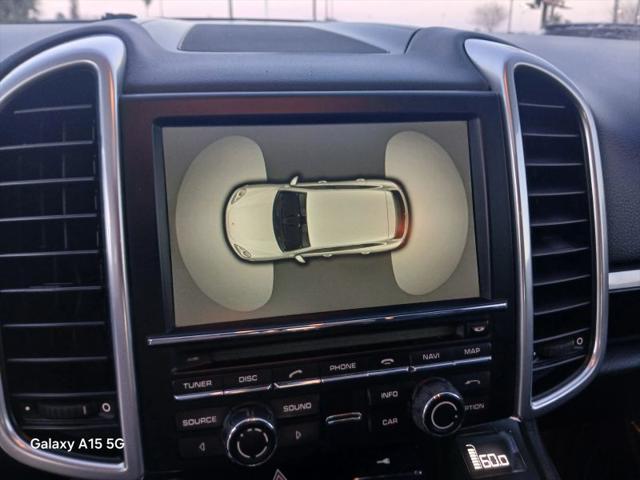 2011 Porsche Cayenne Base