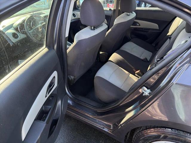 2014 Chevrolet Cruze LS Auto