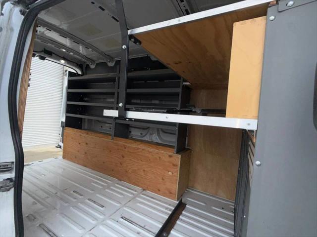2016 Ford Transit w/Sliding Side Door w/LWB