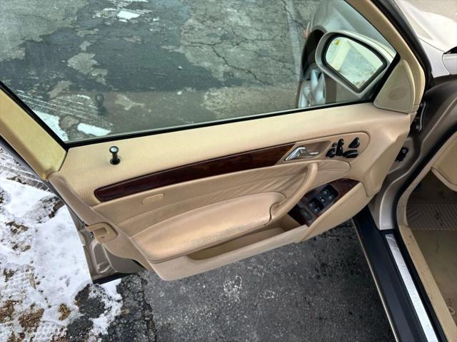 2001 Mercedes-Benz C 320 C 320